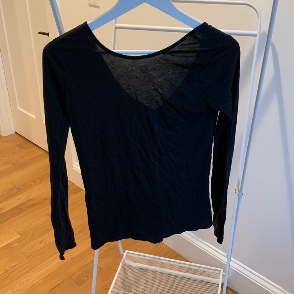 Lululemon long sleeve tissue top
